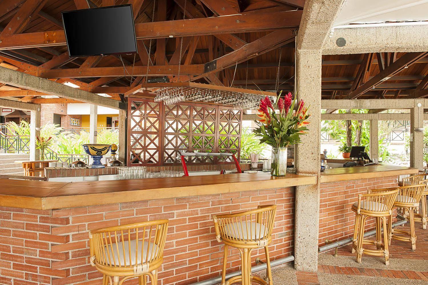On Vacation Girardot Resort Extérieur photo